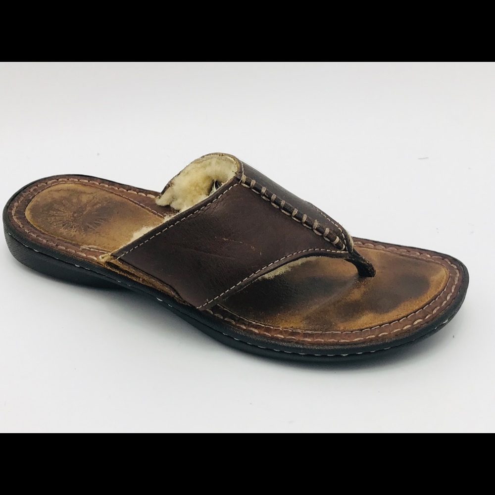 UGG AUSTRALIA LAYBACK SLIPPER...NO OFFERS PLEASE